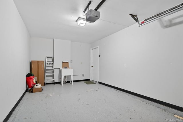 227 Deer Ct Drive, Middletown, NY 10940