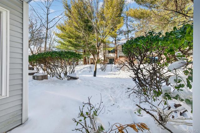 227 Deer Ct Drive, Middletown, NY 10940