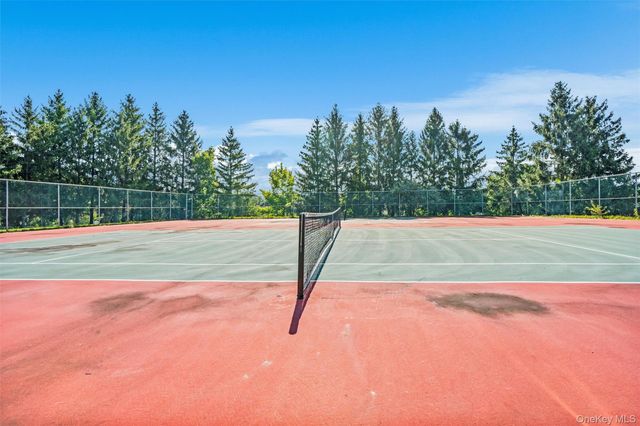 227 Deer Ct Drive, Middletown, NY 10940