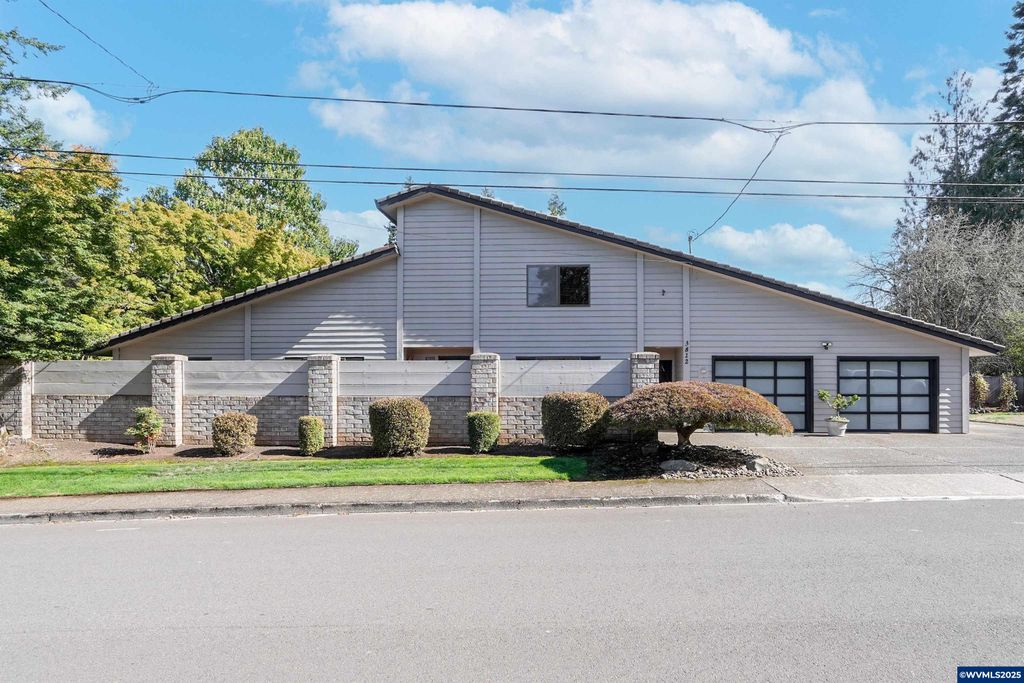 3812 Ash Av SE, Salem, OR 97302