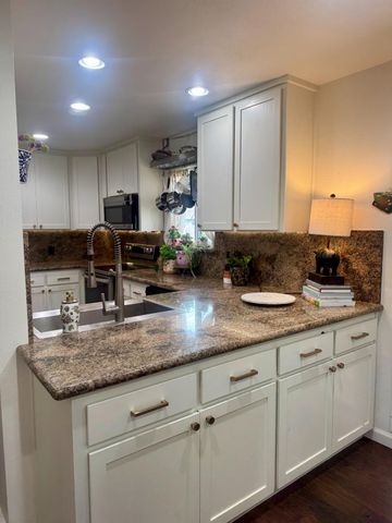 5740 N West Avenue # 109, Fresno, CA 93711