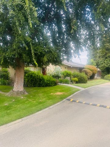 5740 N West Avenue # 109, Fresno, CA 93711