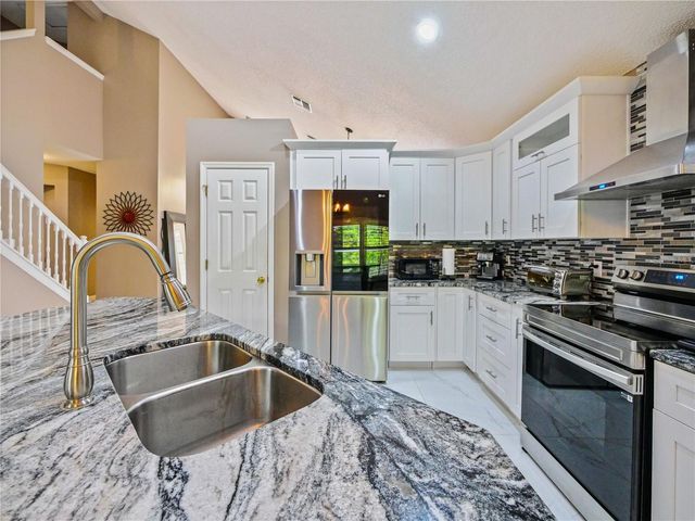 4944 NATIVE DANCER LANE, Orlando, FL 32826