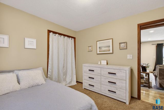 46633 278th St Street, Lennox, SD 57039