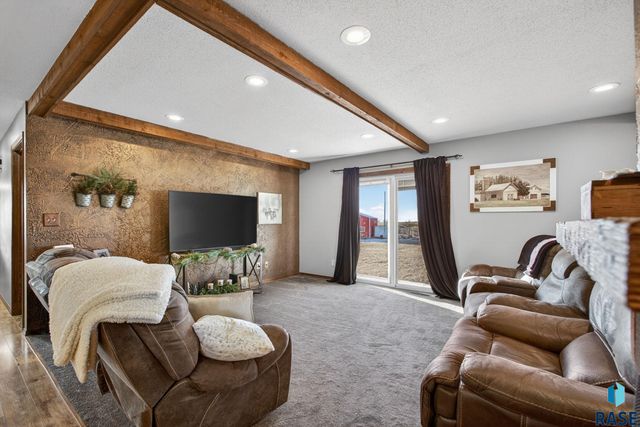 46633 278th St Street, Lennox, SD 57039