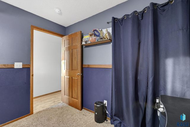 46633 278th St Street, Lennox, SD 57039