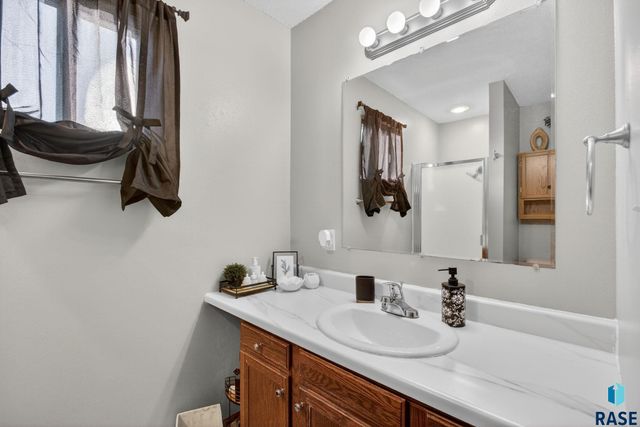 46633 278th St Street, Lennox, SD 57039