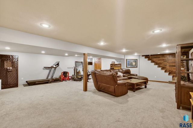 46633 278th St Street, Lennox, SD 57039