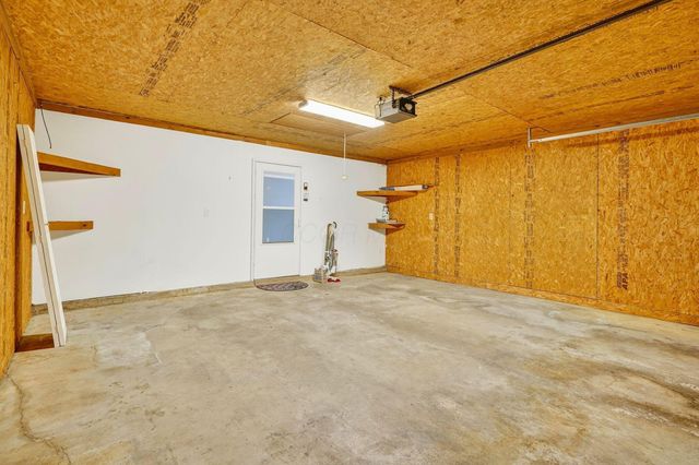 4419 Hammerton Drive, 13D, Columbus, OH 43228