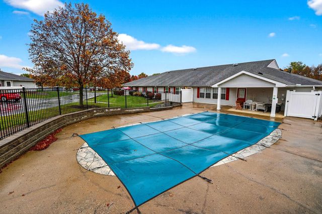 4419 Hammerton Drive, 13D, Columbus, OH 43228