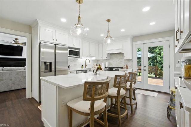 6267 Taylor DR, Norfolk, VA 23502