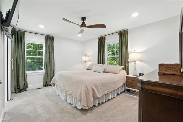 6267 Taylor DR, Norfolk, VA 23502