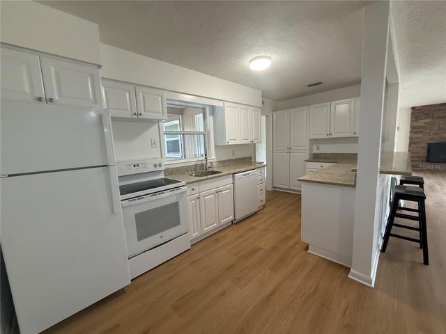 2588 COLORADO STREET, Sarasota, FL 34237
