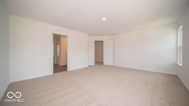 6104 Cascades Drive, Whitestown, IN 46075