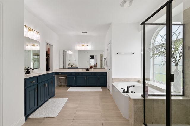 2832 Arenoso, Grand Prairie, TX 75054