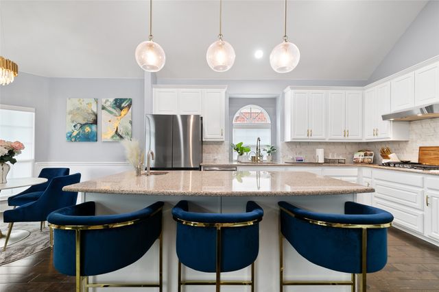 2832 Arenoso, Grand Prairie, TX 75054