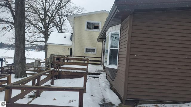 1361 N Crooked Lake Drive, Lake, MI 48632