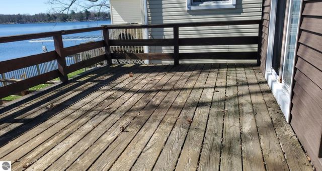 1361 N Crooked Lake Drive, Lake, MI 48632