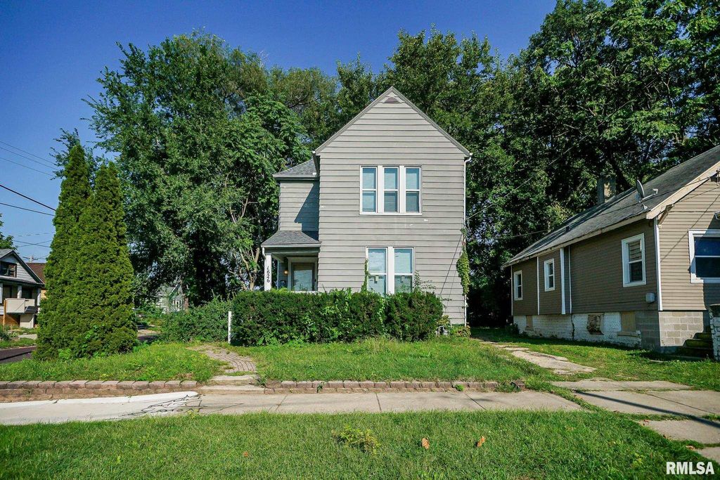 1626 N LINN Street, Peoria, IL 61604