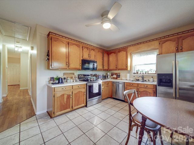 215 6th Street, Belmont, NC 28012