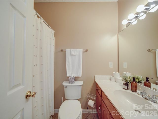 215 6th Street, Belmont, NC 28012