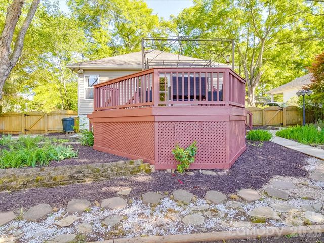 215 6th Street, Belmont, NC 28012