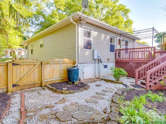 215 6th Street, Belmont, NC 28012