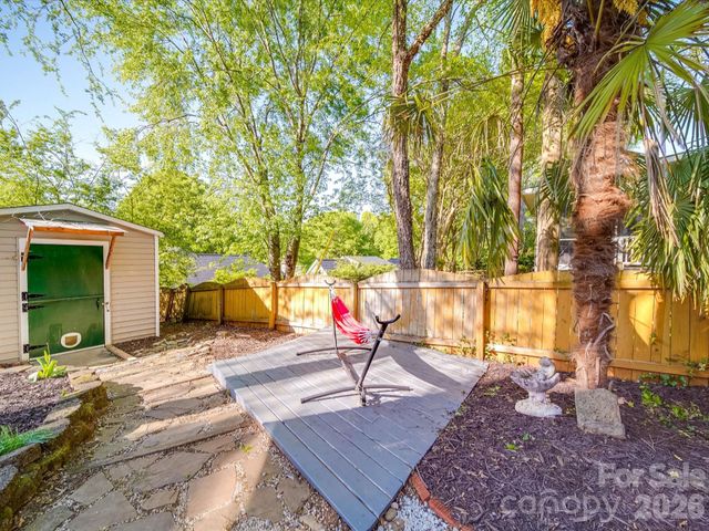 215 6th Street, Belmont, NC 28012