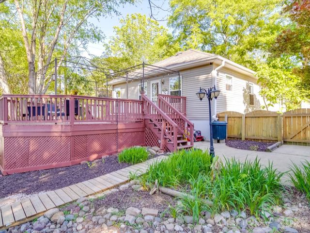215 6th Street, Belmont, NC 28012