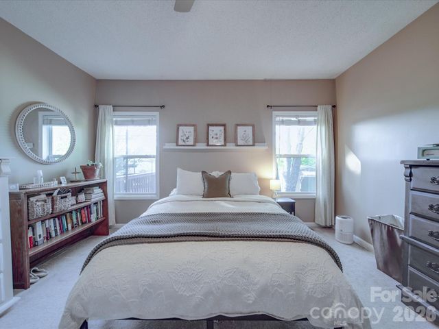 215 6th Street, Belmont, NC 28012