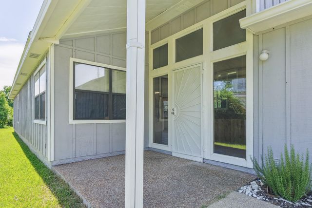 300 Georgia Avenue, Lynn Haven, FL 32444