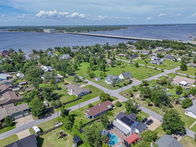300 Georgia Avenue, Lynn Haven, FL 32444
