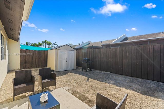 1328 Woodpecker St, Homestead, FL 33035