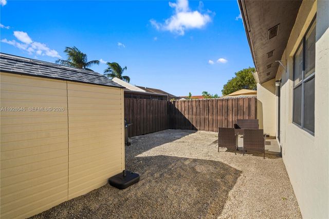 1328 Woodpecker St, Homestead, FL 33035