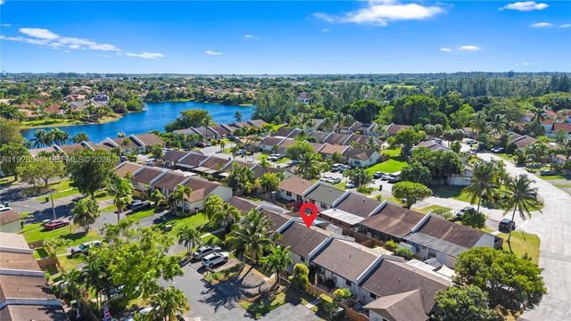 1328 Woodpecker St, Homestead, FL 33035