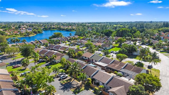 1328 Woodpecker St, Homestead, FL 33035