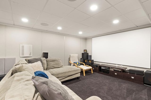 1531 Broadway, Raynham, MA 02767