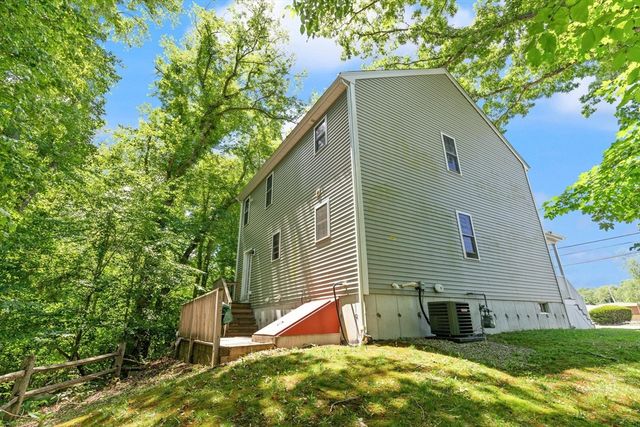 1531 Broadway, Raynham, MA 02767