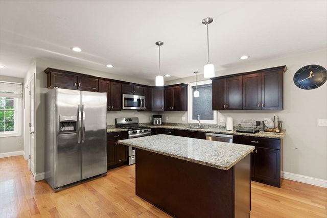 1531 Broadway, Raynham, MA 02767