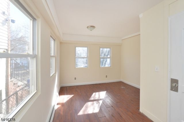 45 Hedden Ter, Newark City, NJ 07108