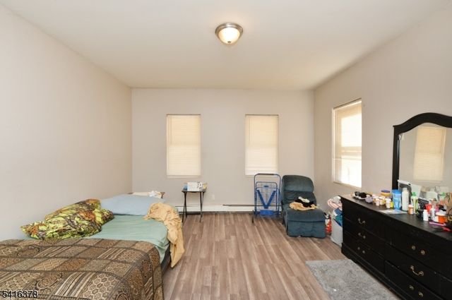 45 Hedden Ter, Newark City, NJ 07108