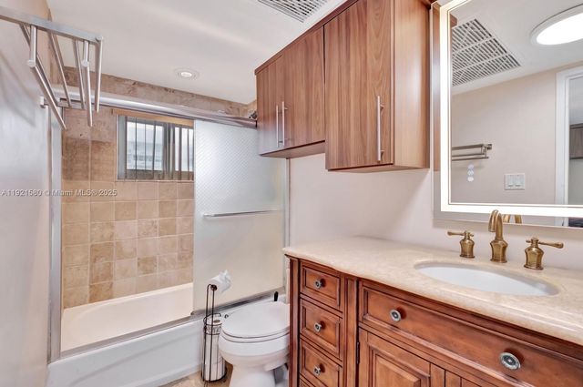 5401 Collins Ave 340, Miami Beach, FL 33140