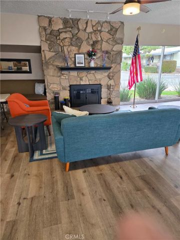 840 E Foothill 180, Azusa, CA 91702