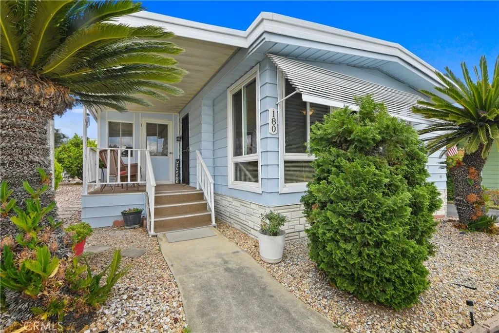 840 E Foothill 180, Azusa, CA 91702