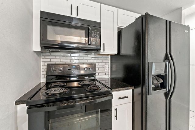 4907 W MCELROY AVENUE H209, Tampa, FL 33611