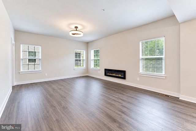15542 N TWIN RIVER CIR, Bowie, MD 20716