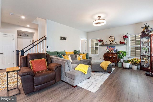 15542 N TWIN RIVER CIR, Bowie, MD 20716