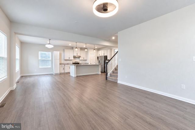 15542 N TWIN RIVER CIR, Bowie, MD 20716