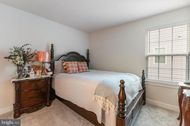 15542 N TWIN RIVER CIR, Bowie, MD 20716