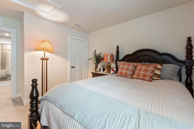 15542 N TWIN RIVER CIR, Bowie, MD 20716